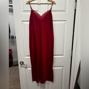 Soma Sensual Elegant Red Lace Trim Nightgown M